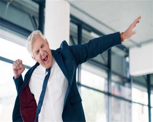 图书批发时选择图书公司还是图书市场？