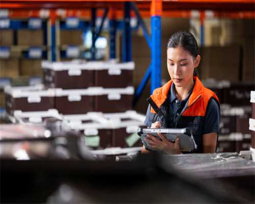 图书批发时选择图书公司还是图书市场？