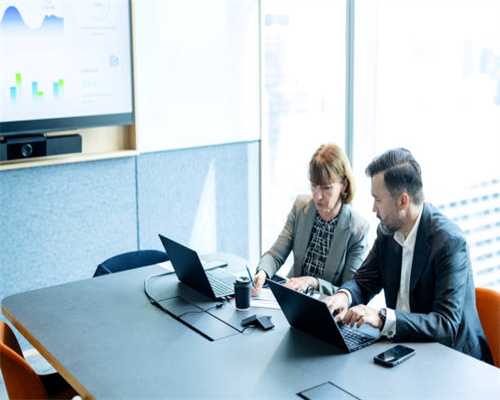 图书批发时选择图书公司还是图书市场？