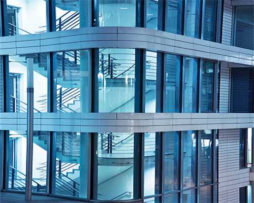 图书批发时选择图书公司还是图书市场？