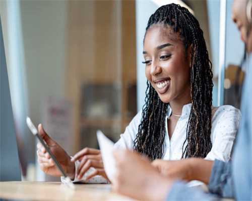 地铁站化身图书馆？白云区图书馆“开卷计划”走进高增站