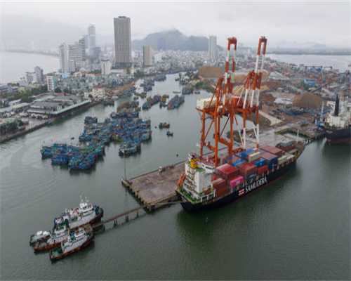 地铁站化身图书馆？白云区图书馆“开卷计划”走进高增站