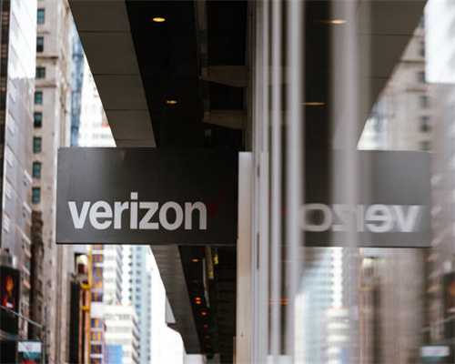 地铁站化身图书馆？白云区图书馆“开卷计划”走进高增站